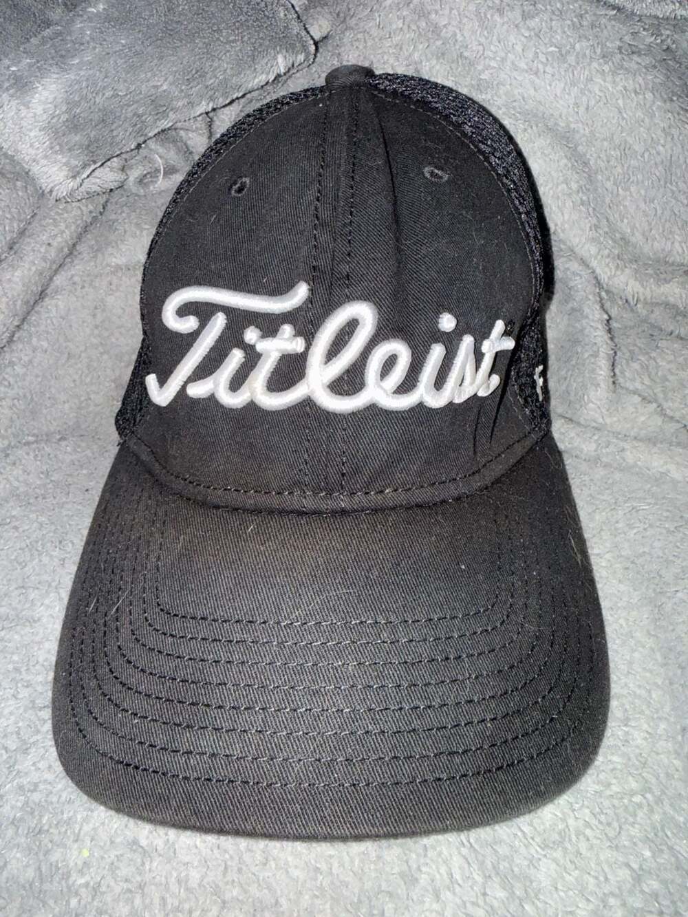 Titleist Pro V1 FootJoy Mesh Back Golf Hat Cap Black
